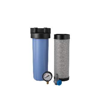Polypropyleen filterzakkenhuis van Van Borselen Filters, ontworpen voor efficiënte vloeistoffiltratie in industriële toepassingen. Het robuuste filterhuis biedt een betrouwbare behuizing voor filterzakken en is geschikt voor gebruik met chemische vloeisto